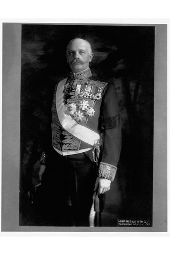Le roi des Hellènes Constantin Ier (ici vers 19020) régna de 1913 à 1917 et de 1920 à 1922