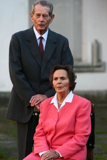 L&#039;ex-roi Michel de Roumanie avec sa femme Anne de Bourbon-Parme, le 24 octobre 2006 à Bucarest
