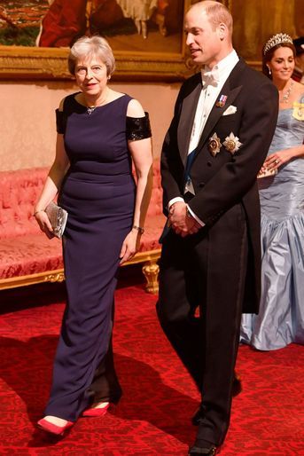 Le prince William avec Theresa May à Londres, le 23 octobre 2018