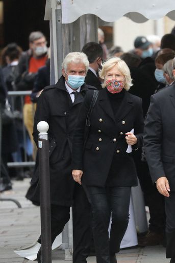 Claude Sérillon et Catherine Ceylac aux obsèques de Juliette Gréco à Paris le 5 octobre 2020