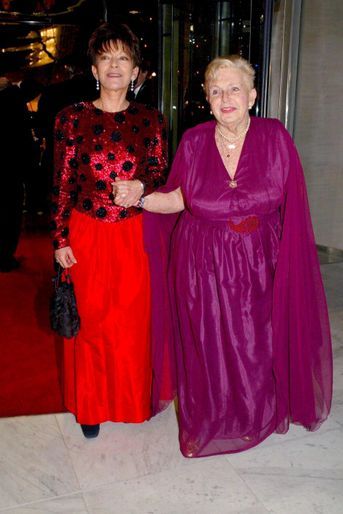 Elizabeth-Ann de Massy avec sa mère la princesse Antoinette de Monaco, le 14 mars 2002