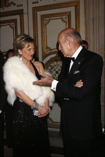 Valéry Giscard d'Estaing avec la princesse Astrid de Belgique, le 4 décembre 2006