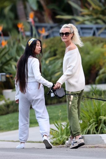 Laeticia Hallyday et sa fille Jade à Los Angeles le 1er avril 2020