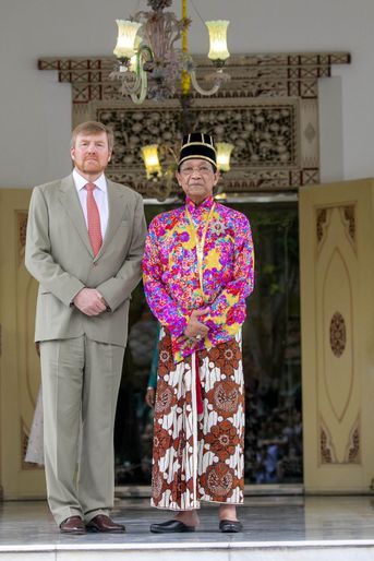 Le roi Willem-Alexander des Pays-Bas avec le sultan de Yogyakarta à Yogyakarta, le 11 mars 2020