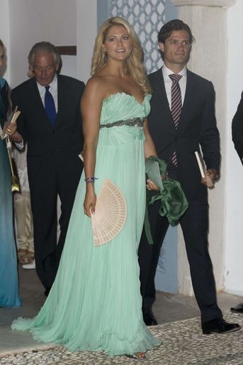 La princesse Madeleine et le prince Carl Philip de Suède sur l'île de Spetses, le 25 août 2010