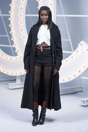 Karidja Touré au défilé Chanel lors de la Fashion Week à Paris le 6 octobre 2020