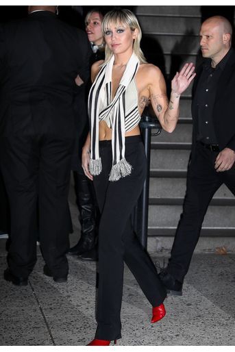 ﻿Miley Cyrus﻿ se rend au défilé Marc Jacobs pendant la Fashion Week de New York, le 12 février 2020. 