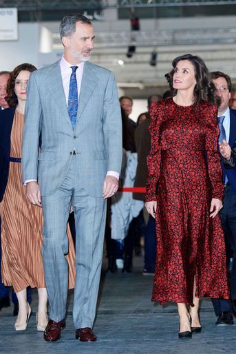 La reine Letizia, dans une robe Maje, et le roi Felipe VI d&#039;Espagne à Madrid, le 27 février 2020