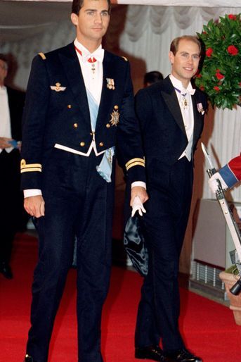Le prince héritier Felipe d&#039;Espagne et le prince Edward d&#039;Angleterre à Frederiksborg, le 18 novembre 1995