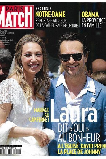 Après l'union civile en décembre 2018 à Paris, Laura Smet a redit «oui» à Raphaël lors d'une cérémonie religieuse au Cap Ferret le 15 juin 2019, jour de l'anniversaire de Johnny.