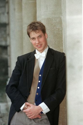 Le prince William, le jour de ses 18 ans, au Collège d’Eton, le 21 juin 2000.