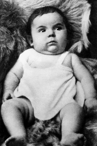 Gina Lollobrigida, bébé. Photo prise le 1er mai 1927.