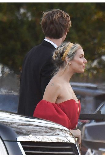 Sienna Miller lors du mariage de Jennifer Lawrence et Cooke Maroney à Rhode Island le dimanche 22 octobre 2019. 