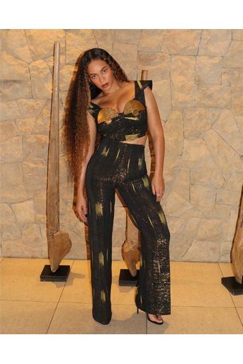 Beyoncé en Afrique du Sud portant du Faso  Danfani