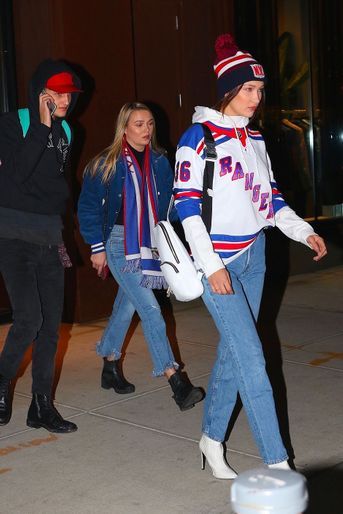 Bella Hadid et son frère Anwar arrivent au Madison Square Garden