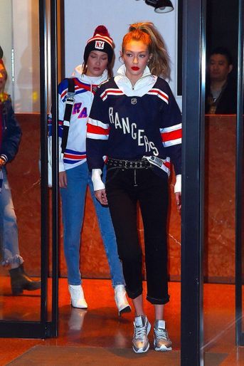 Gigi et Bella Hadid arrivent au Madison Square Garden
