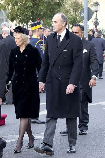 La princesse Astrid de Belgique avec son mari le prince Lorenz aux obsèques de l&#039;ex-roi Michel de Roumanie à Bucarest, le 16 décembre 2017