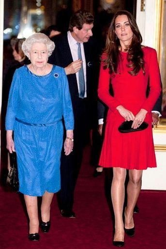 La duchesse de Cambridge Kate avec la reine Elizabeth II, le 17 février 2014
