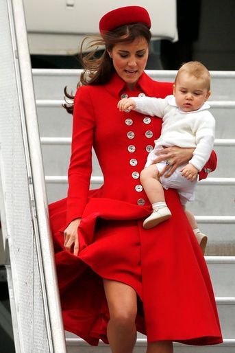 La duchesse de Cambridge Kate avec le prince George, le 7 avril 2014