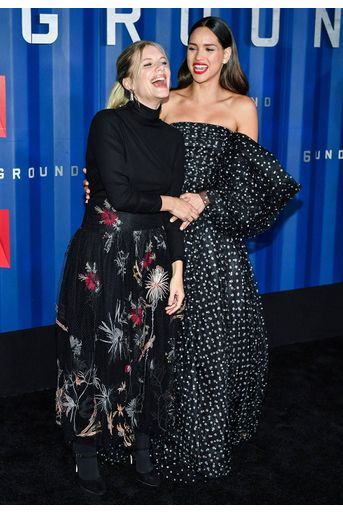 Mélanie Laurent et Adria Arjona à l&#039;avant-première du film «Six Underground» à New York le 10 décembre 2019