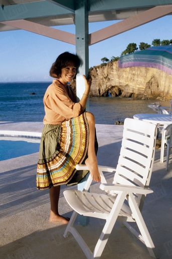 Nathalie Baye aux Antilles, dans Paris Match n°2115, daté du 7 décembre 1989