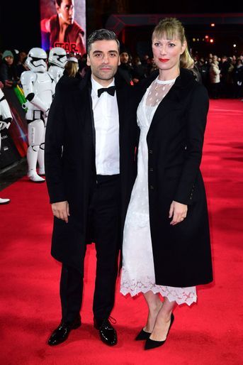 Oscar Isaac et Elvira Lind à l'avant-première de "Star Wars : les derniers Jedi", le 12 décembre 2017 à Londres.
