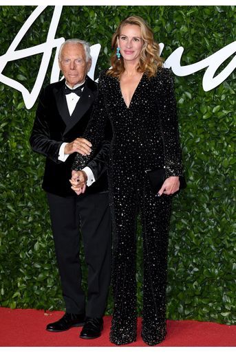 Giorgio Armani et Julia Roberts lors des British Fashion Awards au Royal Albert Hall à Londres le 2 décembre 2019. 