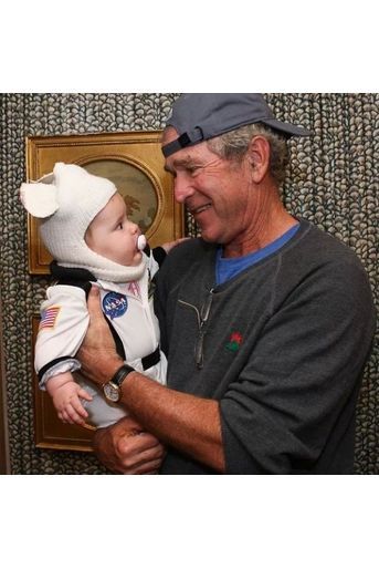 George W. Bush et son petit-fils