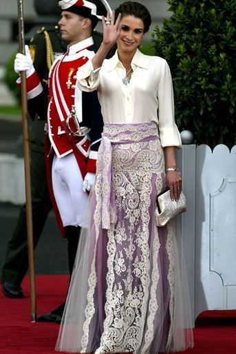 La reine Rania de Jordanie au mariage du prince Felipe d'Espagne et de Letizia Ortiz, le 22 mai 2004