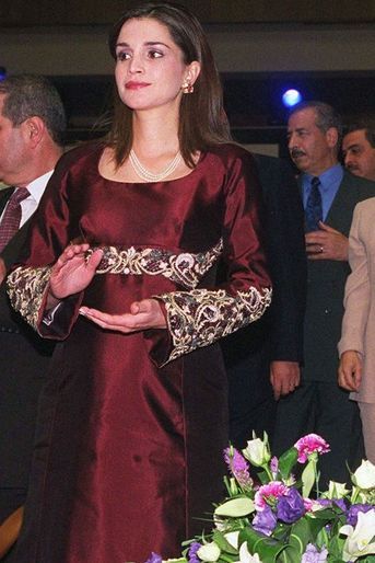 La reine Rania de Jordanie, le 9 juin 2000