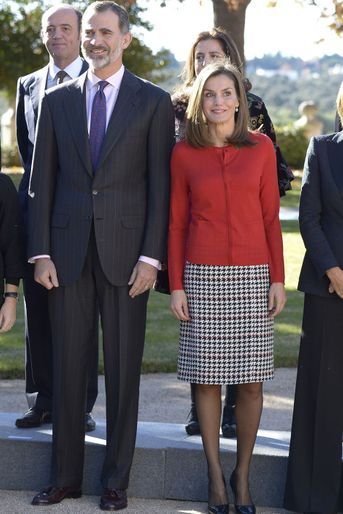 La reine Letizia, en Hugo Boss, et le roi Felipe VI d&#039;Espagne à Madrid, le 30 novembre 2017