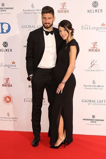 Olivier Giroud et son épouse Jennifer à Londres le 30 novembre 2015