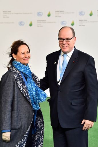 Le prince Albert II de Monaco avec Ségolène Royal à la COP21 à Paris, le 30 novembre 2015