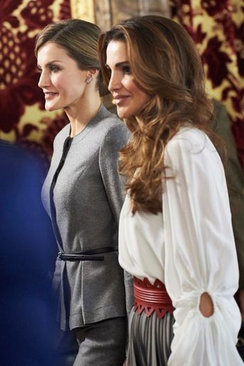 La reine Letizia d&#039;Espagne et la reine Rania de Jordanie à Madrid, le 20 novembre 2015