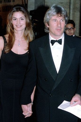 Les deux stars ont formé l’un des couples les plus glamours des années 1990. Mariés de 1991 à 1994, Richard Gere et Cindy Crawford ont fini par divorcer, estimant qu’ils n’avaient plus les mêmes attentes.