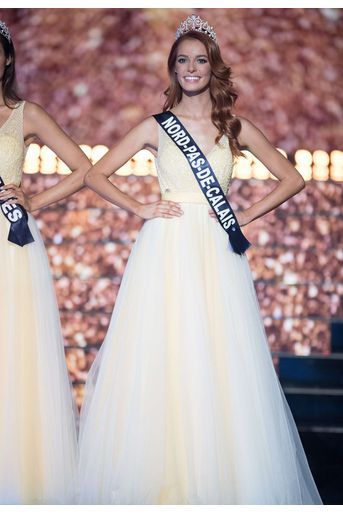 Maëva Coucke lors de l&#039;élection de Miss France 2018 à Châteauroux le 16 décembre 2017