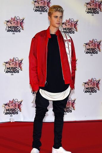 Justin Bieber lors des NRJ Music Awards 2015 à Cannes, le 7 novembre 2015
