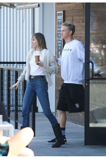 Miley Cyrus et Cody Simpson à Los Angeles le 13 octobre 2019