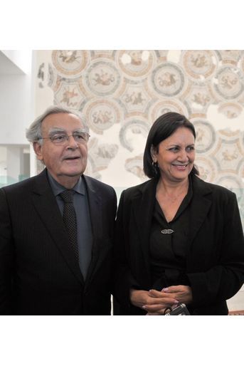 Bernard Pivot et la ministre de la Culture tunisienne Latifa Lakhdhar