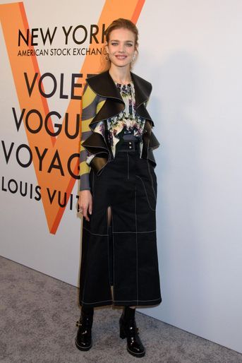 Natalia Vodianova à la soirée d&#039;inauguration de l&#039;exposition Louis Vuitton à New York, le 26 octobre 2017.
