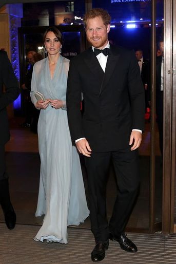 La duchesse de Cambridge Kate avec le prince Harry à Londres, le 26 octobre 2015