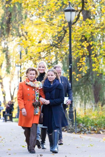 La reine Sonja et les princesses Mette-Marit et Ingrid Alexandra de Norvège à Oslo, le 19 octobre 2017