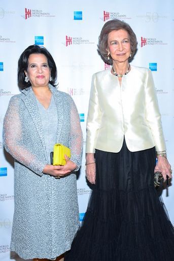 L&#039;ancienne reine Sofia d&#039;Espagne avec la Sheikha Mai bint Mohammed Al Khalifa à New York, le 21 octobre 2015
