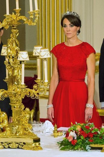 La duchesse de Cambridge Kate à Buckingham Palace, le 20 octobre 2015