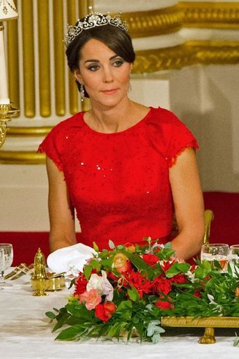 La duchesse de Cambridge Kate à Buckingham Palace, le 20 octobre 2015