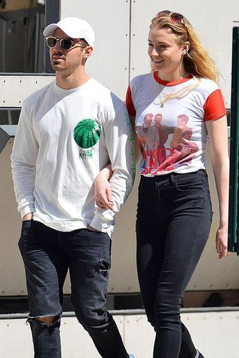 Sophie Turner et Joe Jonas le 13 avril 2017 à New York.