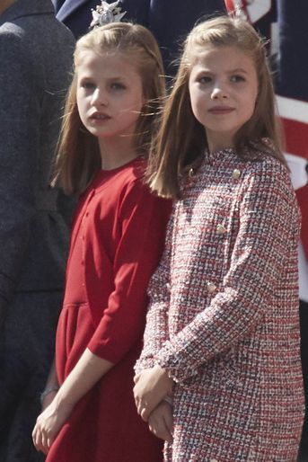 Les princesses Leonor et Sofia d'Espagne à Madrid, le 12 octobre 2017