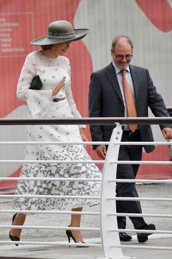 La reine des Belges Mathilde à son arrivée à l&#039;aéroport de Venise, le 6 septembre 2019
