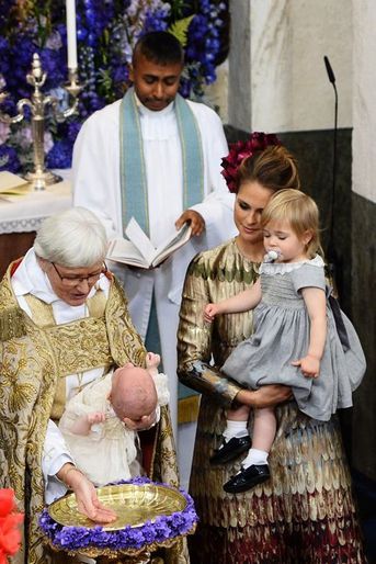 La princesse Leonore avec la princesse Madeleine de Suède à Drottningholm, le 11 octobre 2015