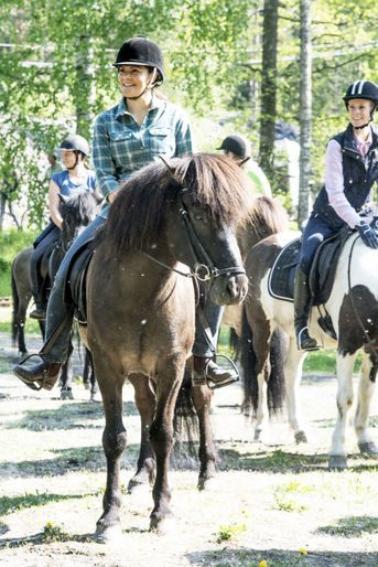 La princesse Victoria de Suède à cheval lors de sa randonnée dans le Södermanland, le 22 mai 2019